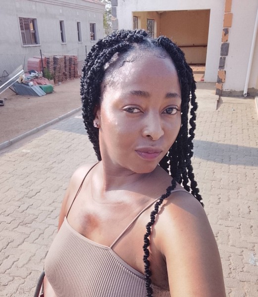 Daisy Rose, 31, Binjai