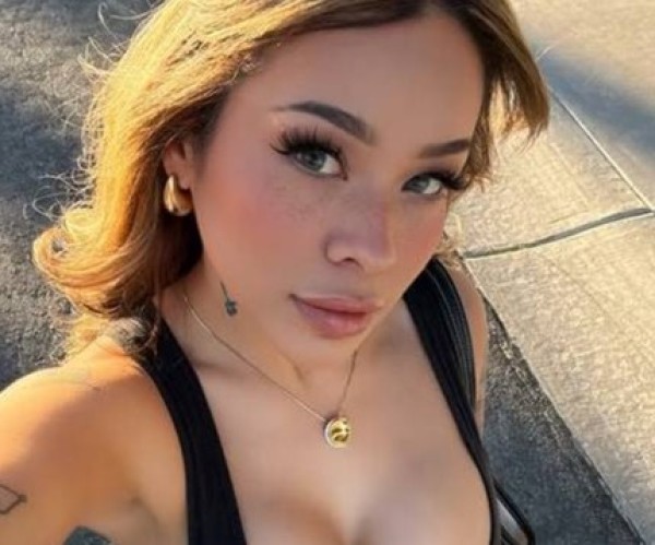 Elizabeth, 44, Soro
