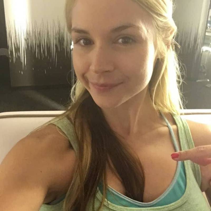 Olivia, 29, United States