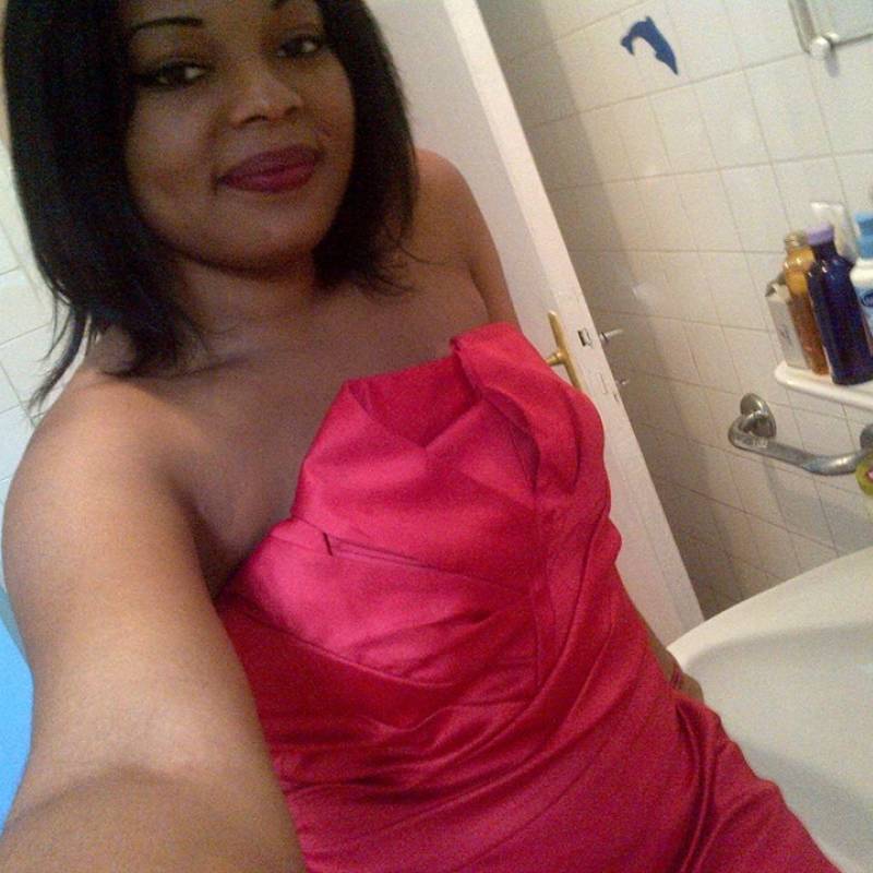logoyisa, 32, Prestwick