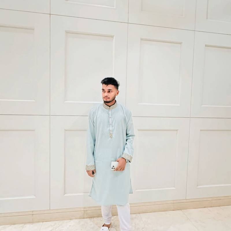 Sa iF, 26, Tamza