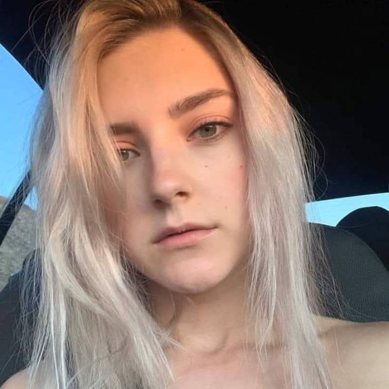Charlotte, 31, Subice