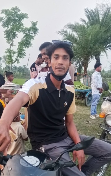 Niloy, 32, Vaiano