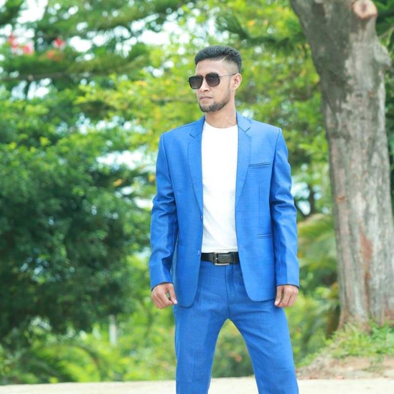 Migahn, 27, Maralal