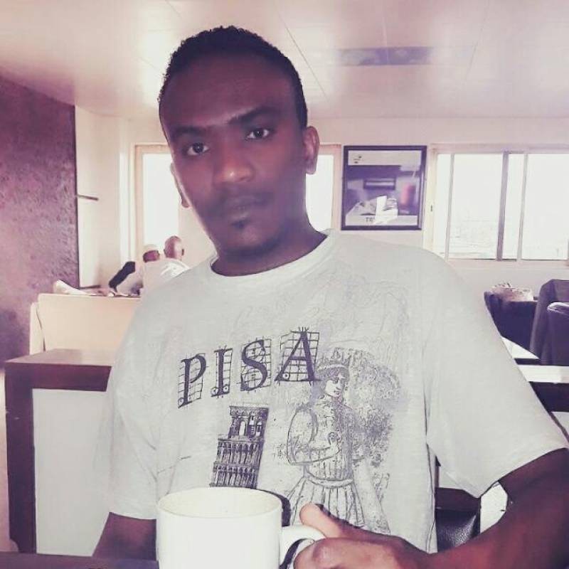 monzer, 40, Cullar