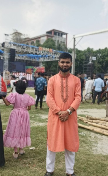 Toriqul islam, 24, Outapi