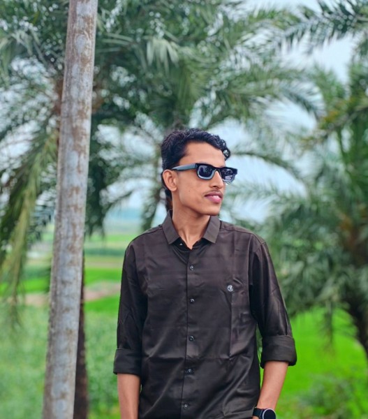 Noman, 23, Aurahi