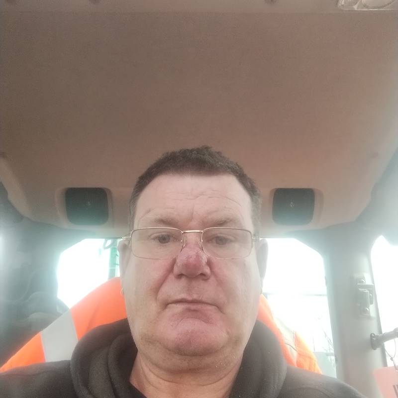 Sandy, 55, Balua Rampur