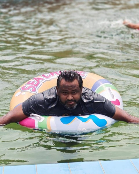 Md Tohidul, 39, Ron