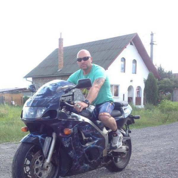 Antonio, 51, Sondho Dullah