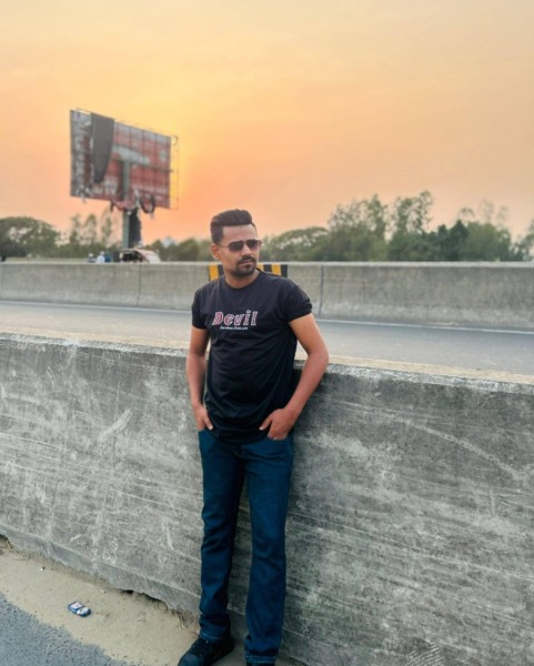 Yousof, 24, Bft