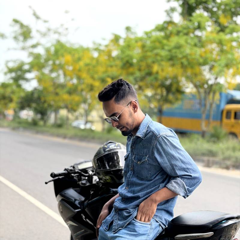SHuvo, 25, Sarmada