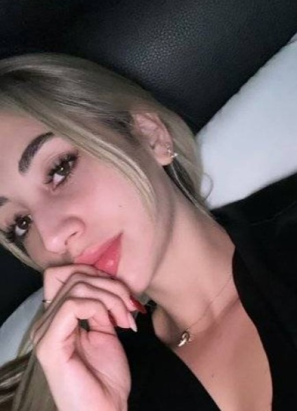 Mariam, 26, Iles