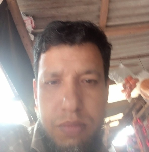 MD Monir, 46, Westbury
