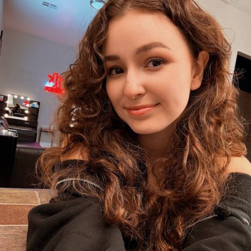 Annie07, 24, Faradonbeh