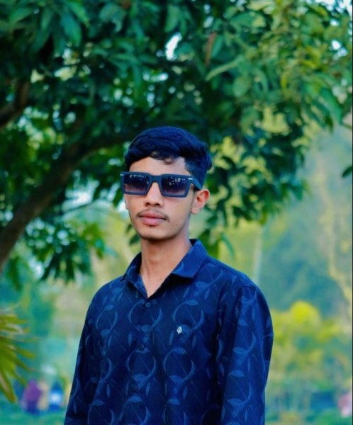 Monir Hosen, 18, Bargteheide