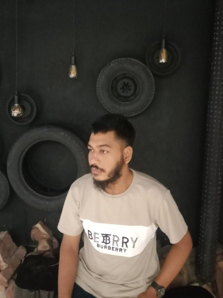 Md.Ramzan, 22, Hemiksem