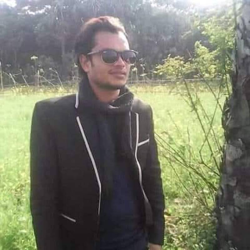 Parvez, 35, Cchira