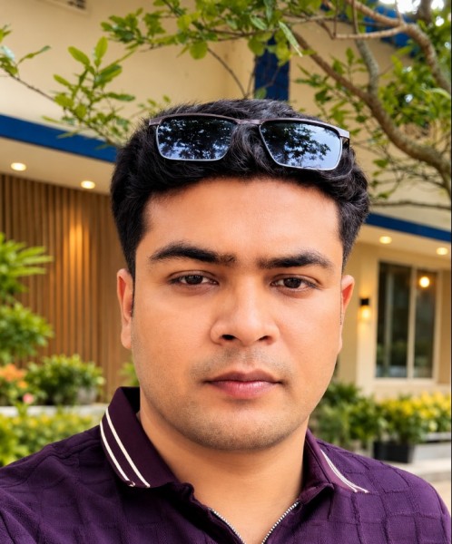 Shahin, 35, Saurimo