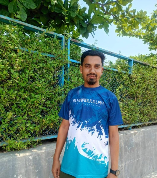 Sozon, 30, Bhui