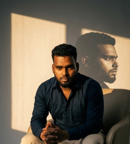 Emran, 30, Anam