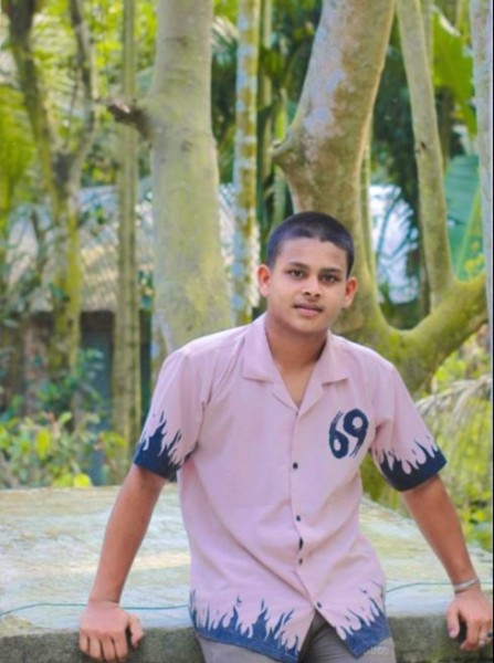 Prince sazzad, 18, Ter Apel