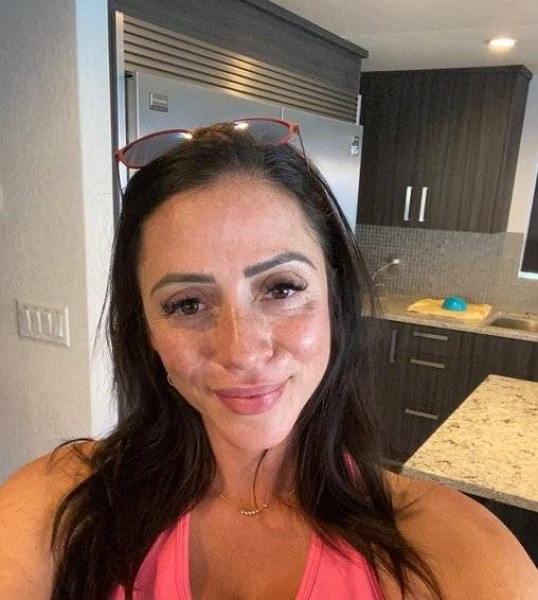 Brandi Rhodes, 36, Datian