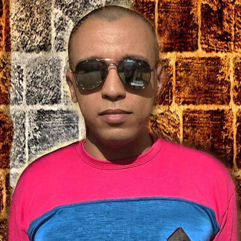 abduo, 40, Barbastro