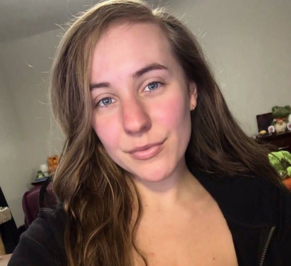 Ivana Zora, 30, Bhairapura