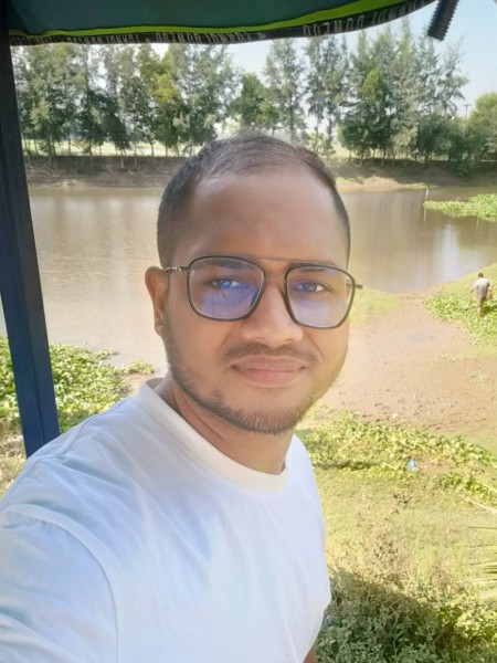 MD Alamgir, 29, Panr