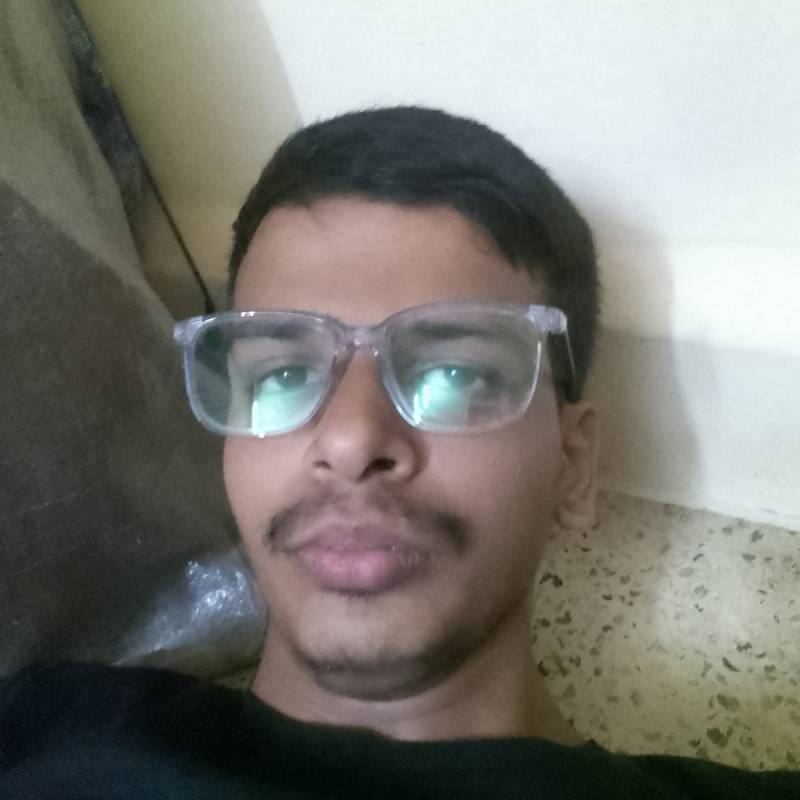 Saad, 22, Pizarro