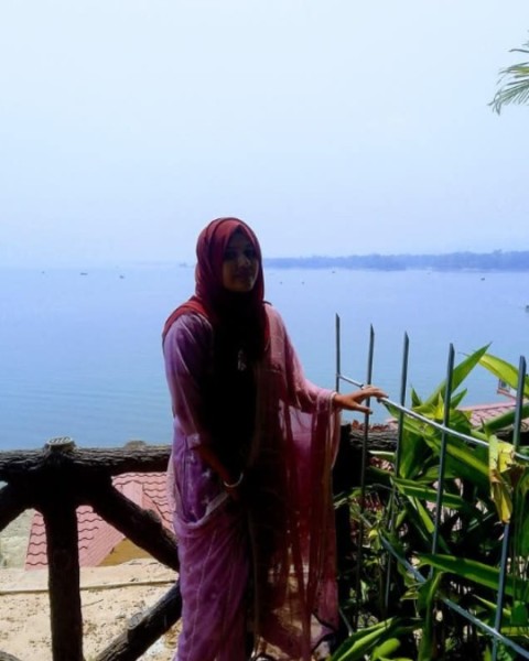 Hosen1, 21, Ashaiman