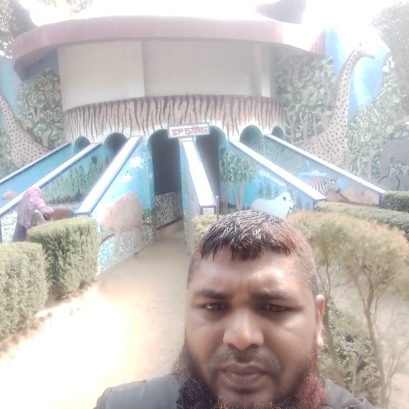Nasir, 37, Lynn Haven