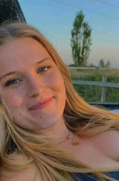 mshania, 42, Dabra