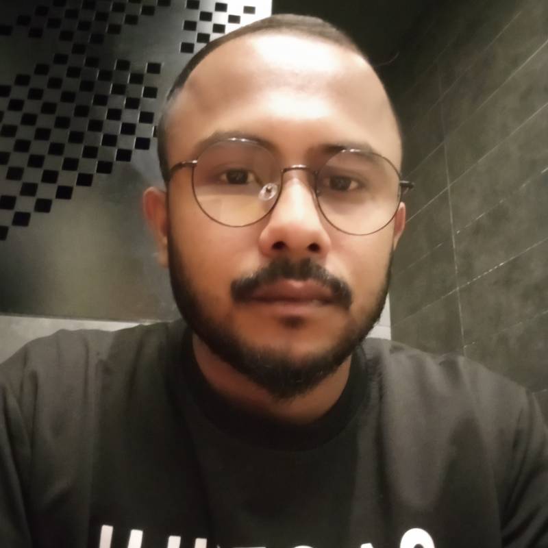 ariya, 27, Balia