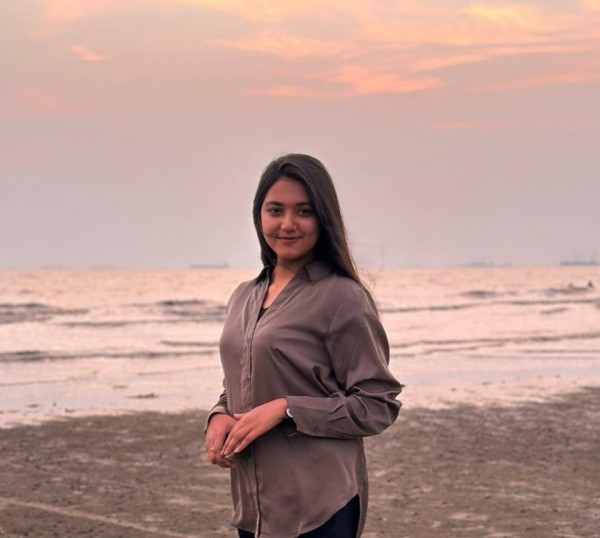 Tabassum, 27, Arezzo