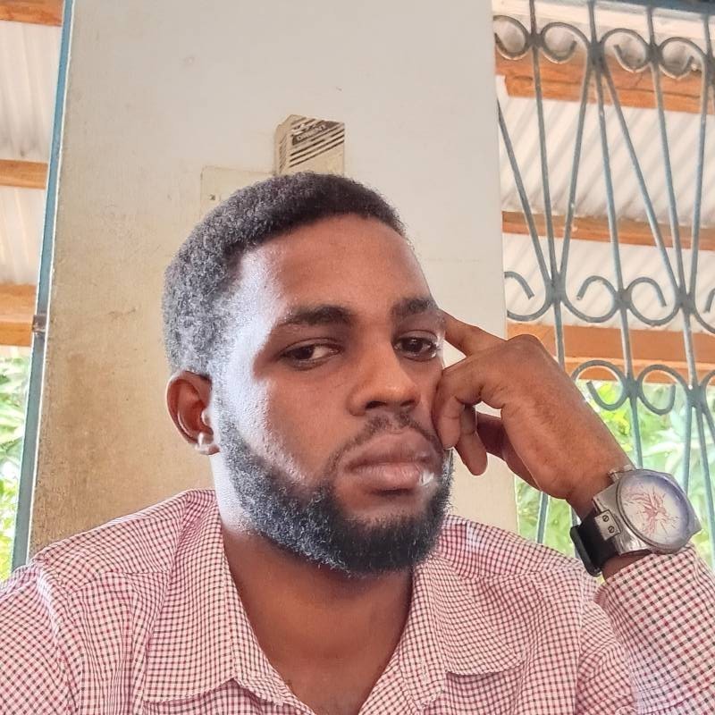 Raphael, 25, Minas Gerais