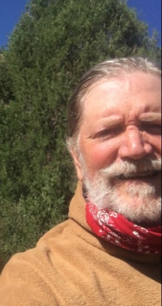 scott, 64, Bandwar