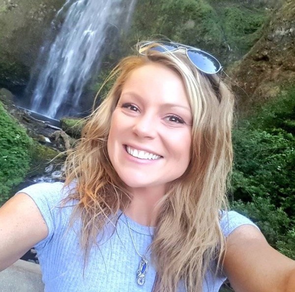 Chloe, 40, Plormel