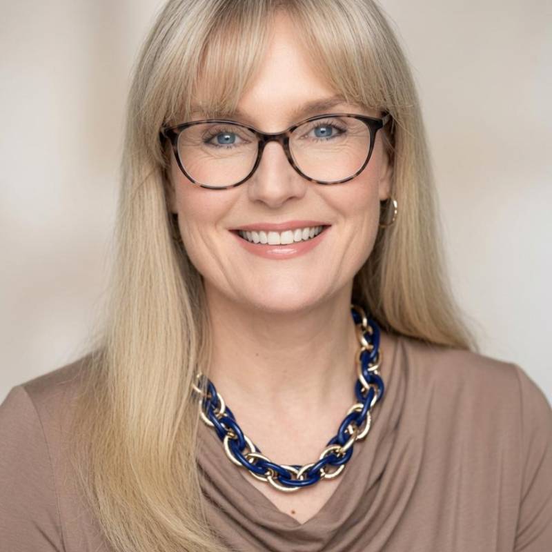 Danielle, 52, Si Wilai