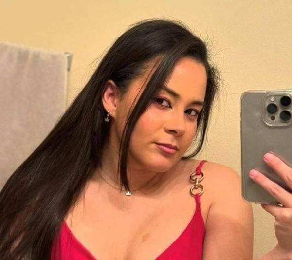 Eliska, 32, Kasuga