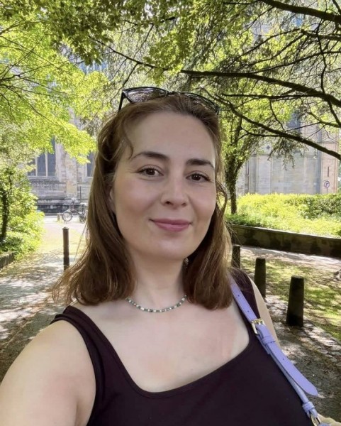 Belinda, 40, Hershey