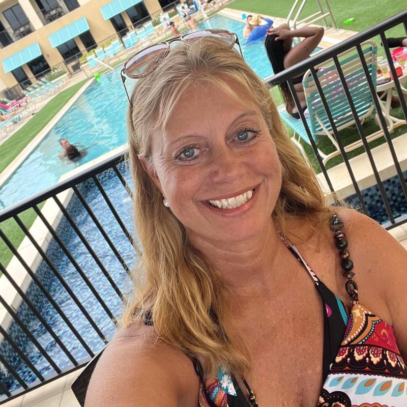 bonnie, 40, Sultanhan