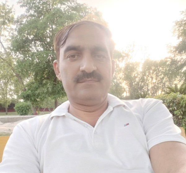 Jawad, 42, Sovicille