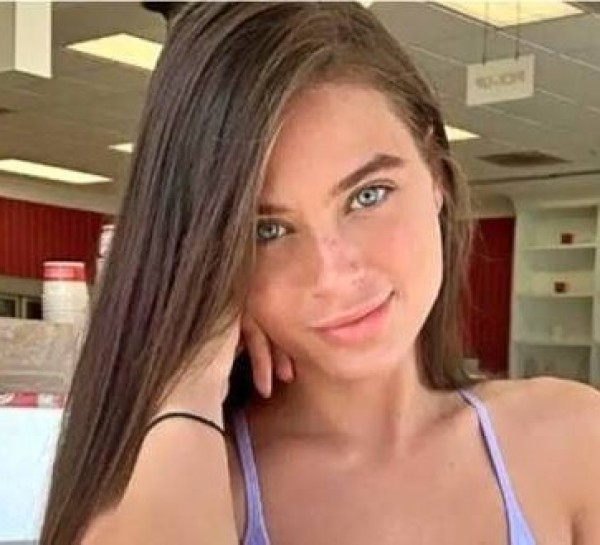 Lana, 26, Ponga