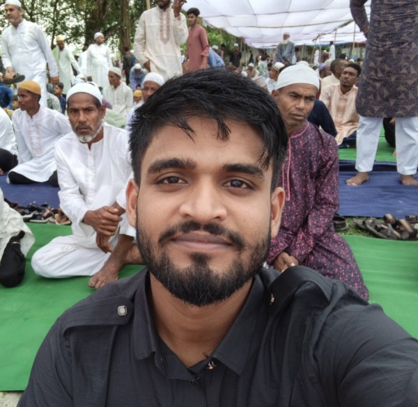 Sifat, 22, Borujerd