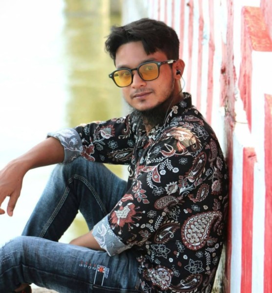 Md Robiul khan, 31, Indi