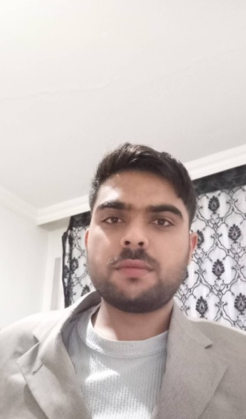 Ali, 25, Bouenza
