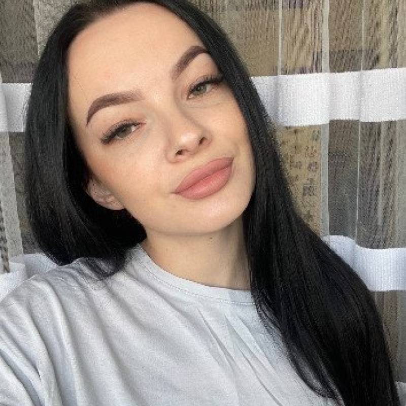 Alina, 35, Forest