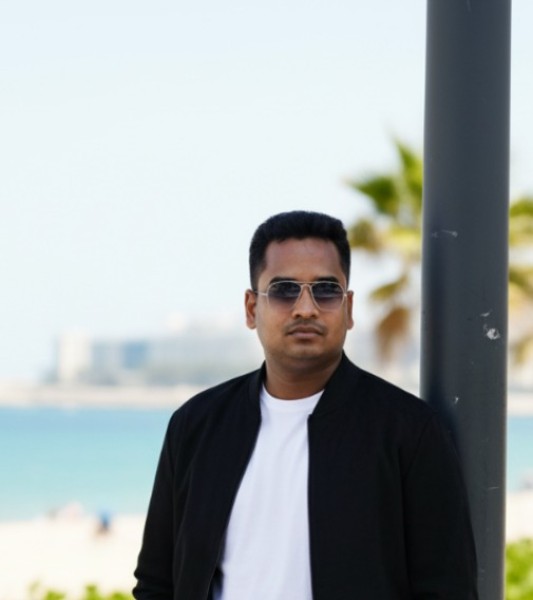 Akash, 30, Fulacunda